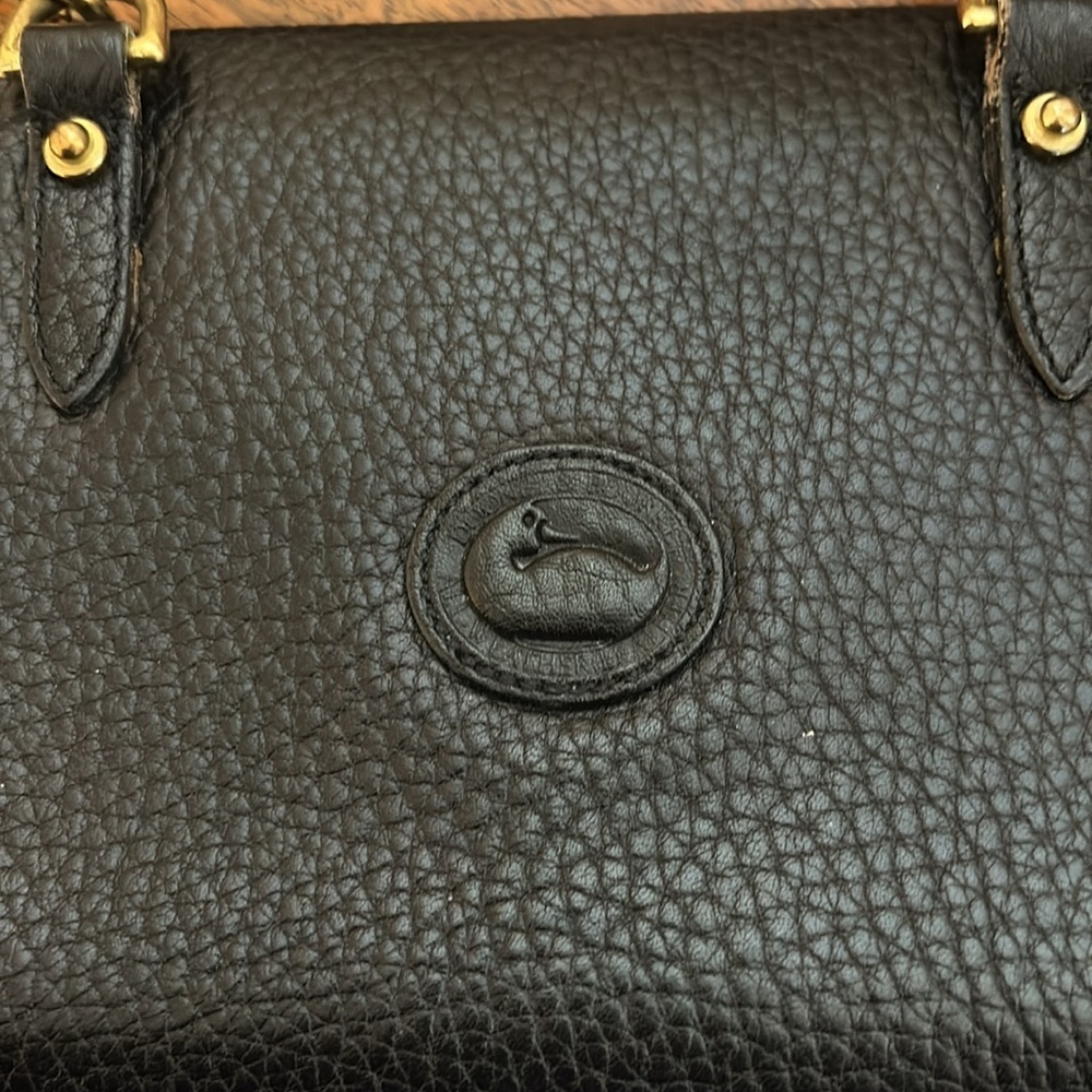 Dooney & Bourke Crossbody Front Closure Bag with Detatchable Strap - Picture 5 of 10